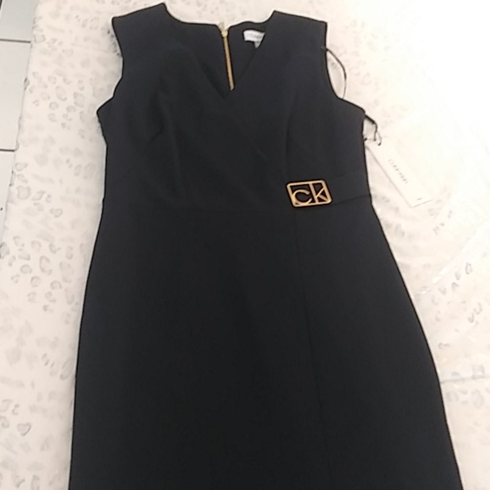 Dress - Picture 2 of 2